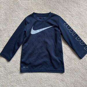 Nike Kids Long Sleeve Shirt in Navy with Gray Logo